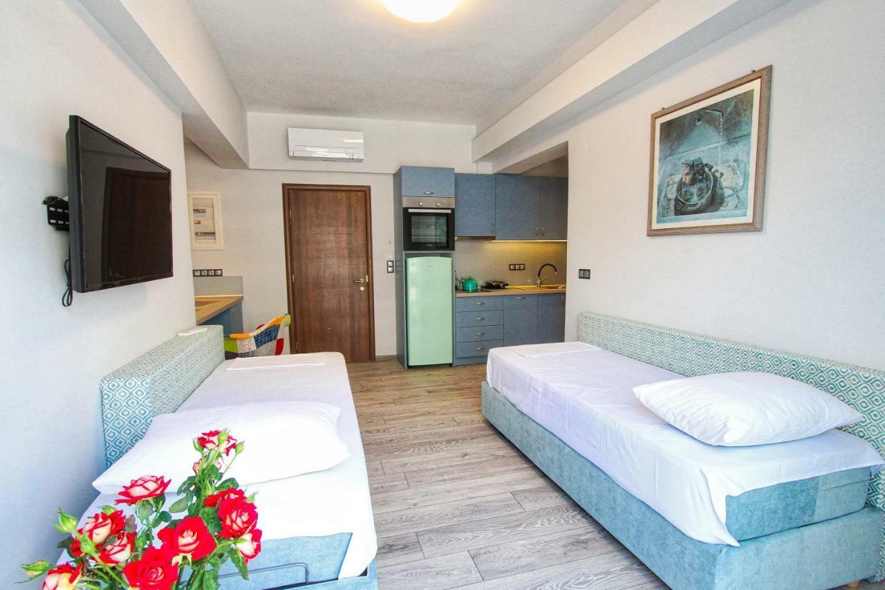 Kon&Kona Kavala Apartment ภายนอก รูปภาพ